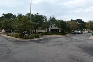 1004 E Solano Dr NE, Austin, TX 78750 - Photo 4