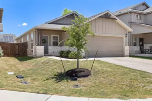 323 Zuma Dr, Liberty Hill, TX 78642 - Photo 2