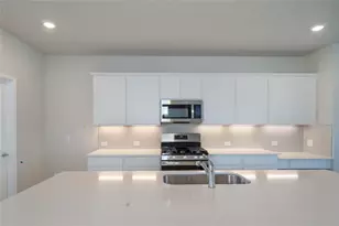 5409 Baythorne Dr, Austin, TX 78747 - Photo 6