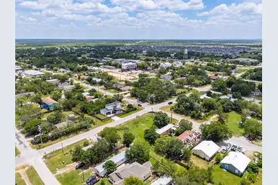 301 W Eggleston Street, Manor, TX 78653 - Photo 22
