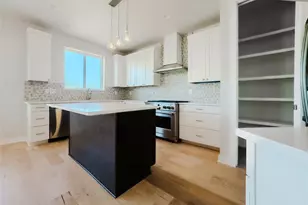 25808 Case Ln, Spicewood, TX 78669 - Photo 16