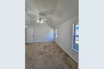 1507 Century Oaks Drive, Lockhart, TX 78644 - Photo 14