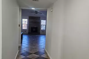 1507 Century Oaks Dr, Lockhart, TX 78644 - Photo 4