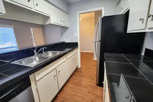 608 W 51st St, Austin, TX 78751 - Photo 6