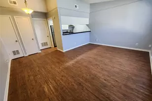 608 W 51st St, Austin, TX 78751 - Photo 2