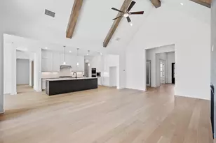112 Rancho Deluxe Dr, Liberty Hill, TX 78642 - Photo 8