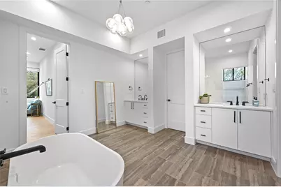 308 Briarwood Trail, Austin, TX 78746 - Photo 18