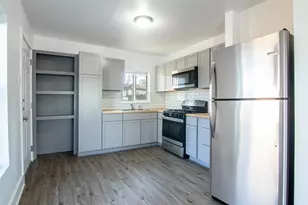 3203 E 16th St, Austin, TX 78721 - Photo 8