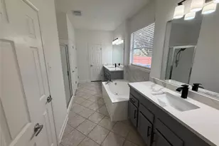 11711 W Rydalwater Ln, Austin, TX 78754 - Photo 12