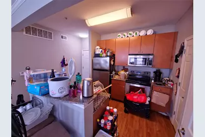 2502 Leon Street #304, Austin, TX 78705 - Photo 10