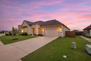 109 Isaac White Dr, Bastrop, TX 78602 - Photo 2