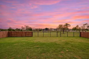 109 Isaac White Dr, Bastrop, TX 78602 - Photo 32