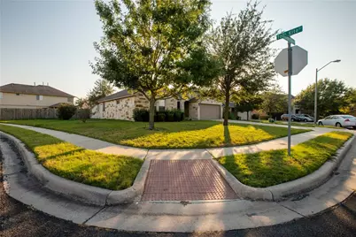 101 Sandy Lyle Cove, Round Rock, TX 78664 - Photo 2