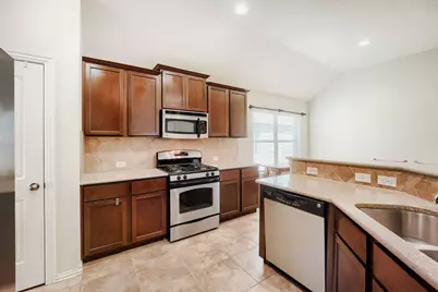 122 Sandstone Trail, Buda, TX 78610 - Photo 6