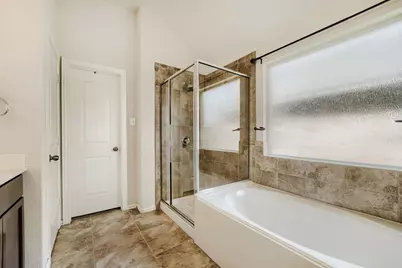122 Sandstone Trail, Buda, TX 78610 - Photo 14