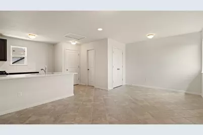 7812 Hillock Terrace #B, Austin, TX 78744 - Photo 2
