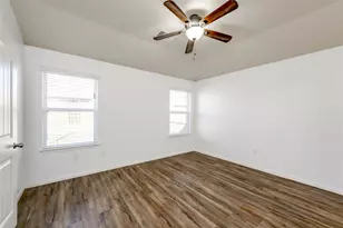 5800 Montrelia Dr, Austin, TX 78724 - Photo 16