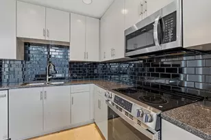 360 Nueces St, Austin, TX 78701 - Photo 10