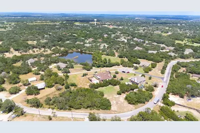 101 Quarry Bluff Cove, Liberty Hill, TX 78642 - Photo 38