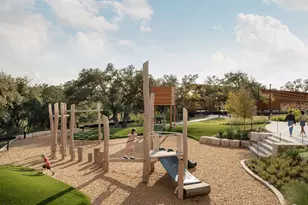 521 River Overlook Rd, Georgetown, TX 78628 - Photo 10