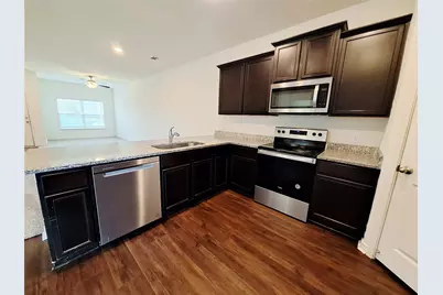 14417 Prairie Sod Lane, Elgin, TX 78621 - Photo 10