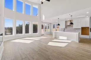 109 Rightfield Dr, Liberty Hill, TX 78642 - Photo 4