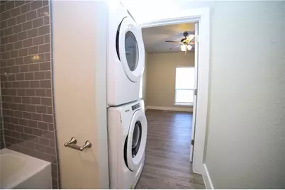 114 E 31st Street #208, Austin, TX 78705 - Photo 10