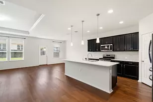 11708 Roscommon Trl, Austin, TX 78754 - Photo 4