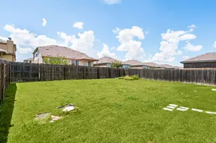 11708 Roscommon Trl, Austin, TX 78754 - Photo 34