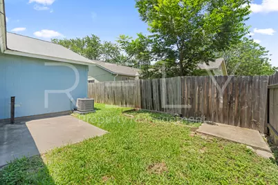 8001 West Gate Boulevard #A, Austin, TX 78745 - Photo 34