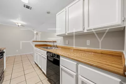 8001 West Gate Boulevard #A, Austin, TX 78745 - Photo 14