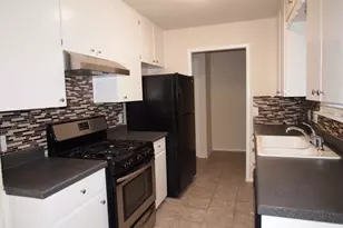 7101 Twisted Oaks Dr, Austin, TX 78745 - Photo 2