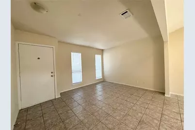 7101 Twisted Oaks Drive, Austin, TX 78745 - Photo 4