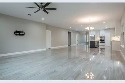 2718 Leslie Lane, San Marcos, TX 78666 - Photo 12