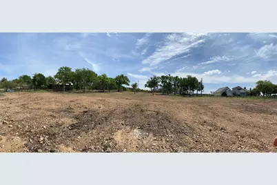 131 Hessie Avenue, Burnet, TX 78611 - Photo 4