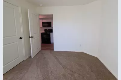 2002 W 2nd Street #1100, Taylor, TX 76574 - Photo 14