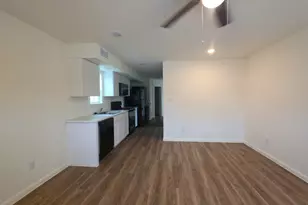 2002 W 2nd St, Taylor, TX 76574 - Photo 6