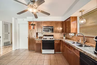 914 Hermitage Drive, Austin, TX 78753 - Photo 14