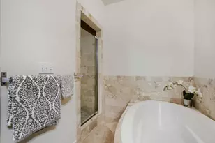 2109 Newfield Ln, Austin, TX 78703 - Photo 12
