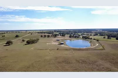 2039 County Road 326, Giddings, TX 78942 - Photo 4