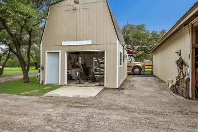 2204 Walsh Drive, Round Rock, TX 78681 - Photo 32