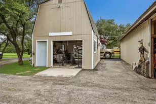 2204 Walsh Dr, Round Rock, TX 78681 - Photo 32