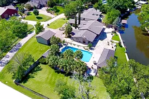 311 Oleander Dr, Marble Falls, TX 78654 - Photo 2