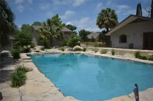 311 Oleander Dr, Marble Falls, TX 78654 - Photo 8