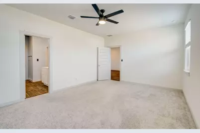 131 Big Sandy Creek Drive, Hutto, TX 78634 - Photo 10