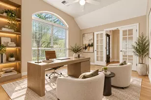 10045 Planters Woods Dr, Austin, TX 78730 - Photo 6