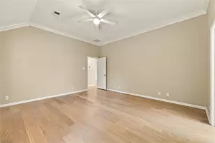 10045 Planters Woods Dr, Austin, TX 78730 - Photo 22