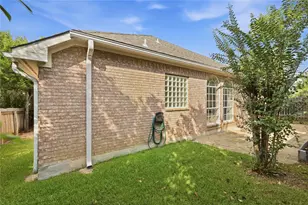 10045 Planters Woods Dr, Austin, TX 78730 - Photo 30