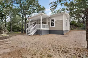 300 Flaming Oak Dr, Bastrop, TX 78602 - Photo 32