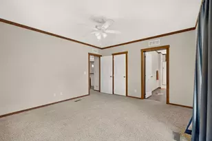 300 Flaming Oak Dr, Bastrop, TX 78602 - Photo 8